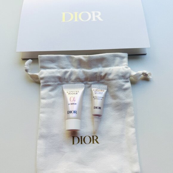 3471 DIOR CAPTURE TOTALE DELUXE SAMPLE SIZE SKINCARE - Picture 1 of 4